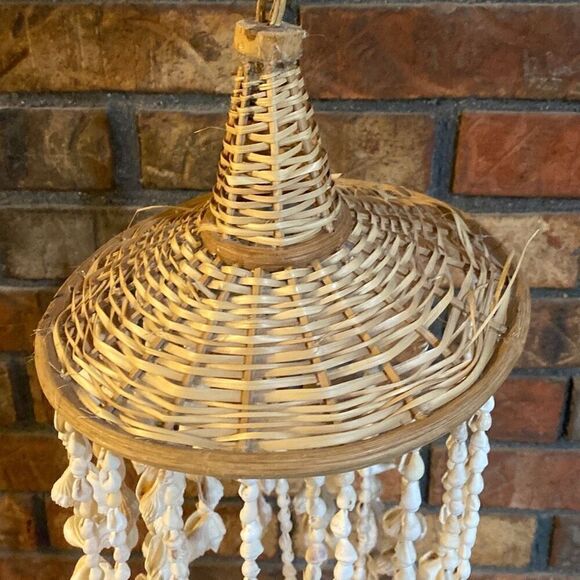 Vintage Sea Shell Macrame Chandelier Hanging Wind Chime Boho Beach Coastal MCM - Picture 4 of 6